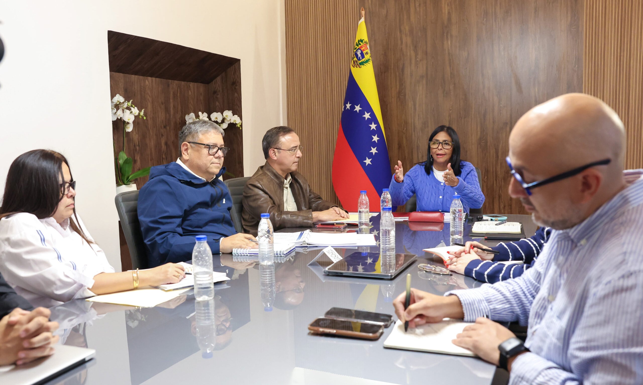 Delcy Rodríguez activa plan de ahorro eléctrico ante “aumento del calor y la sequía”