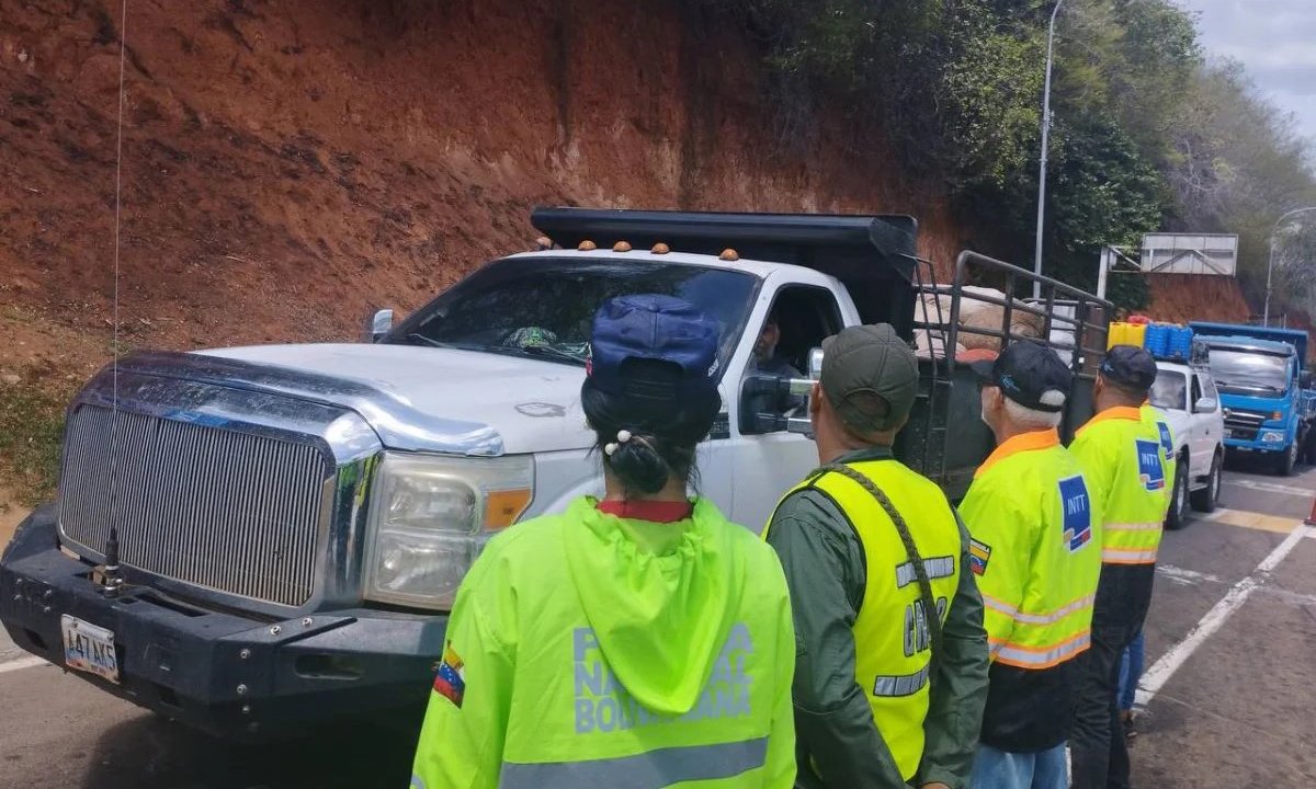 INTT restringe circulación de carga pesada durante Semana Santa