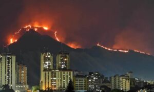 Fuerte incendio en el Parque Nacional Henri Pittier genera alerta en Maracay