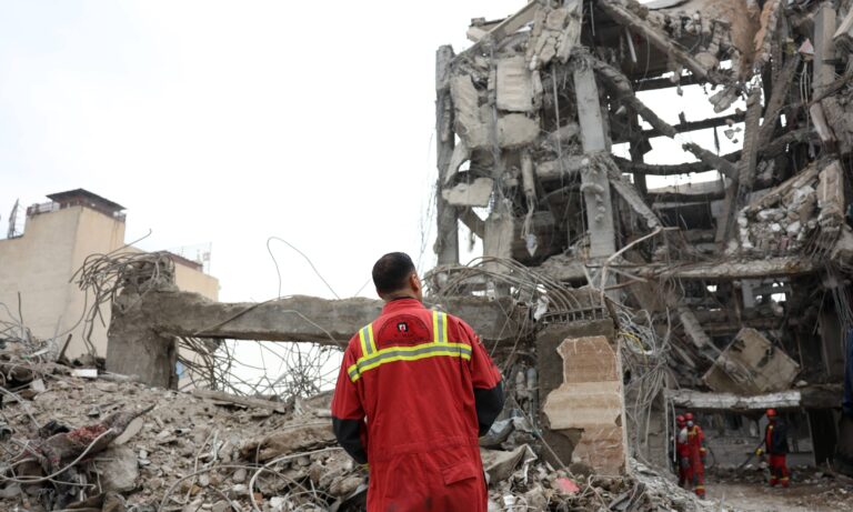 Israel inicia una nueva “gran oleada de ataques” contra Teherán