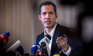 Juan Guaidó llegará a Chile para investidura de Kast