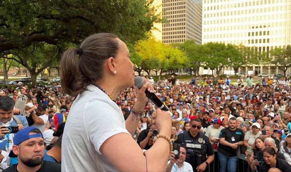 Machado a los venezolanos en Houston: “La transición en Venezuela va a ser a la venezolana”