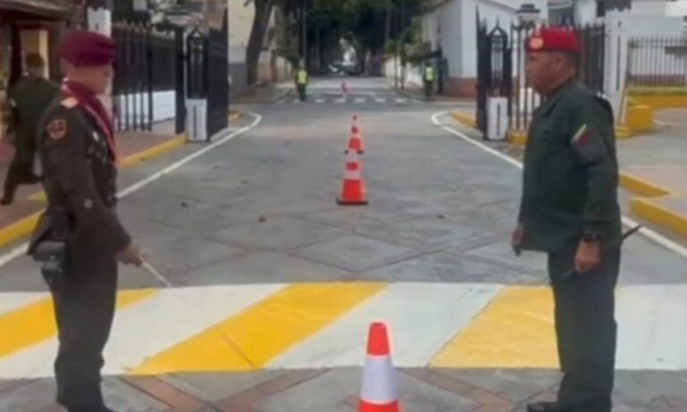 Ministro de Defensa lidera encuentro con comandantes de la GNB