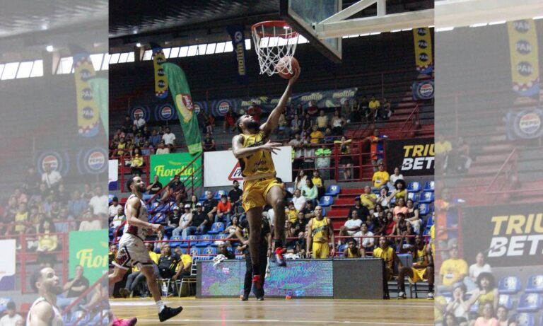 Gaiteros del Zulia lidera con Marinos tras 6 triunfos al hilo