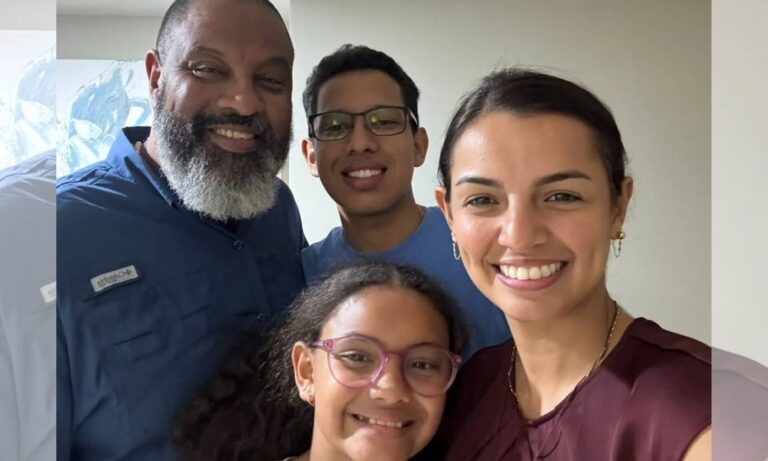 Vanessa Linares exige libertad plena para Rafael Ramírez a 530 días de su detención