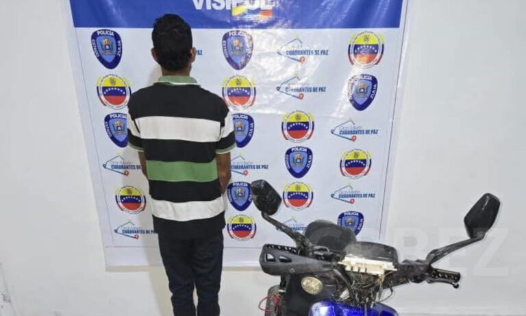 Detienen a hombre en Colón por golpear a su hijastra de dos años