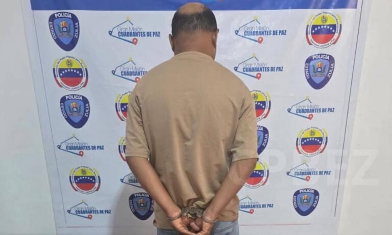 Hombre hiere de gravedad en la cabeza a otro con un machete