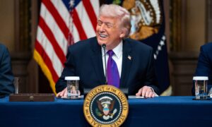Trump quiere participar en el nombramiento del nuevo líder iraní, como “en Venezuela”