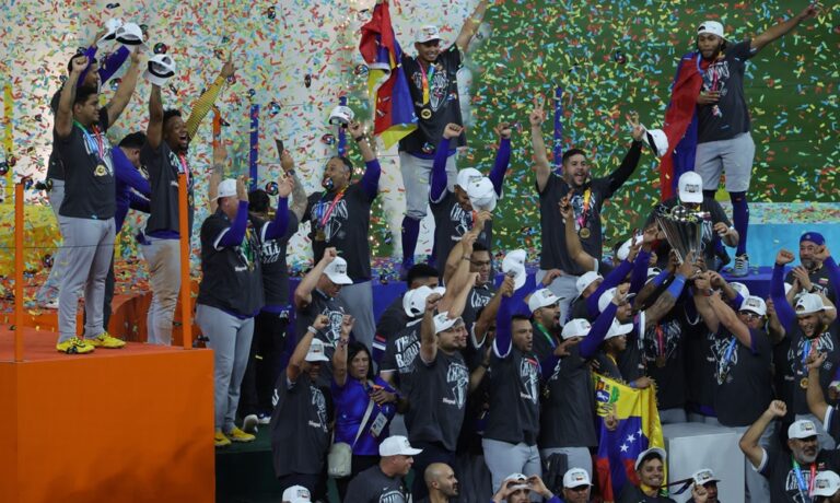 Machado celebra la conquista venezolana del primer Clásico Mundial