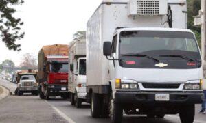 Prohíben tránsito de transporte de carga hasta el lunes 4