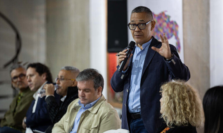 Instalarán mesas de trabajo para evaluar violaciones a la libertad de expresión