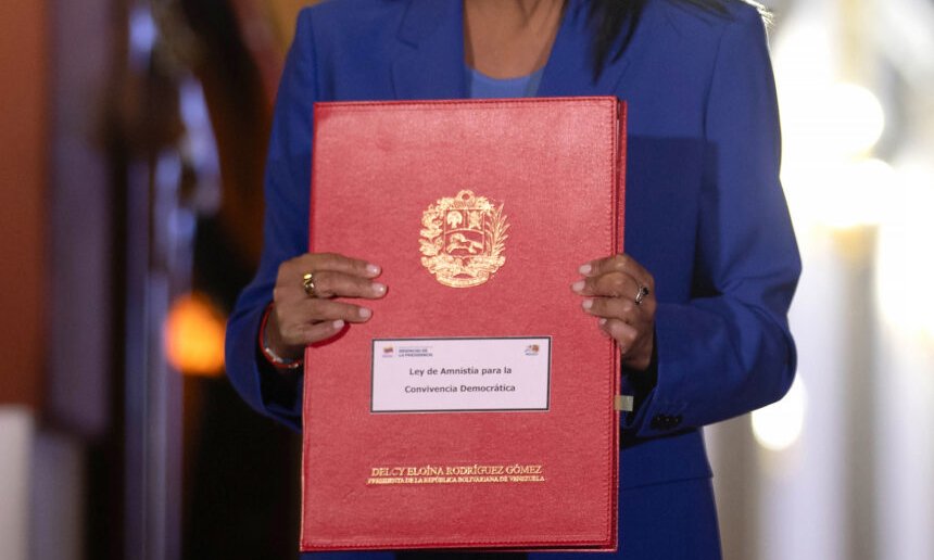 Ley de Amnistía deja más de 8 000 liberados en su primer mes de aplicación