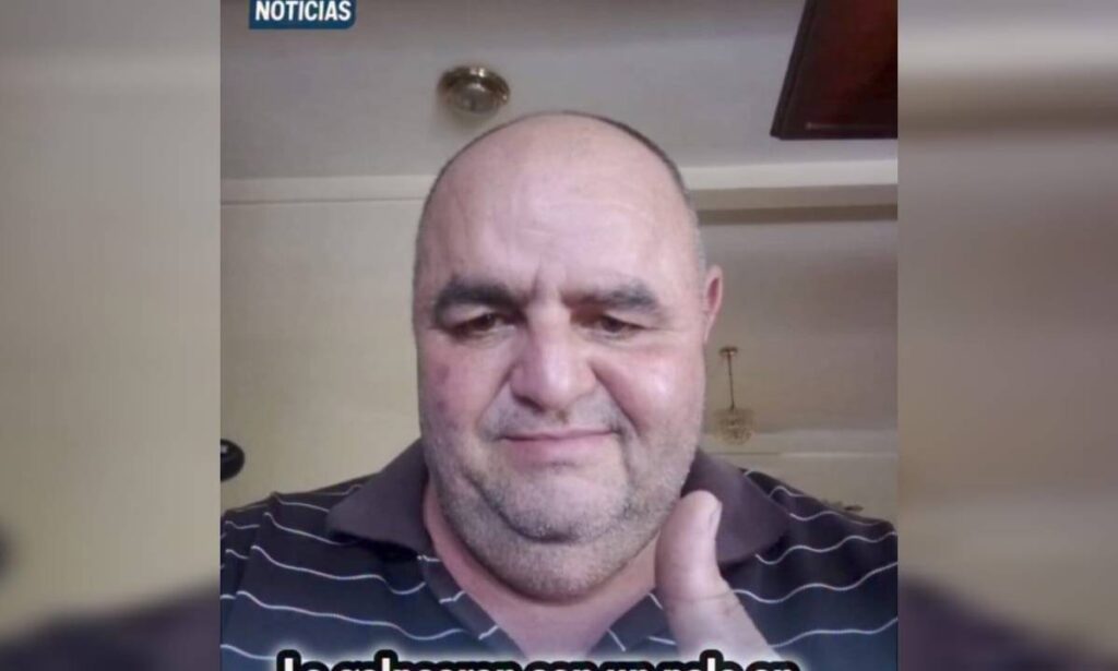 Lo golpean con un palo en la cabeza y sufre un derrame cerebral