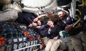 Misión Artemis II de la NASA se aproxima a la Luna sin contratiempos