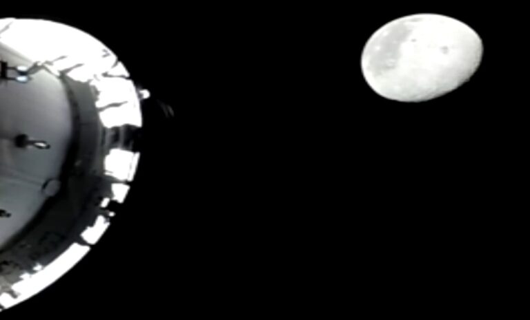 Artemis II supera récord del Apolo 13 como la misión tripulada más alejada de la Tierra