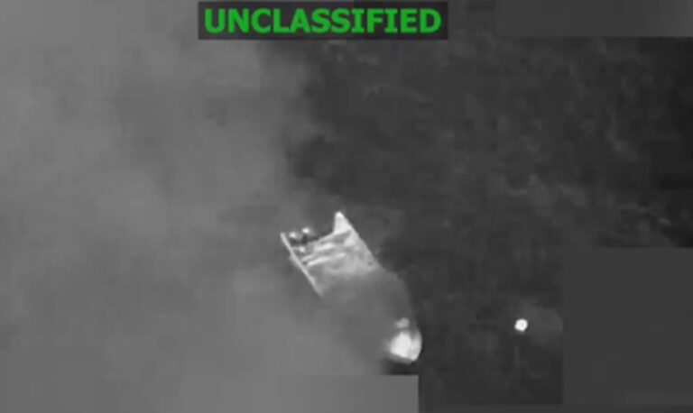 EE. UU. ataca “narcolancha” en el Pacífico y deja 2 muertos