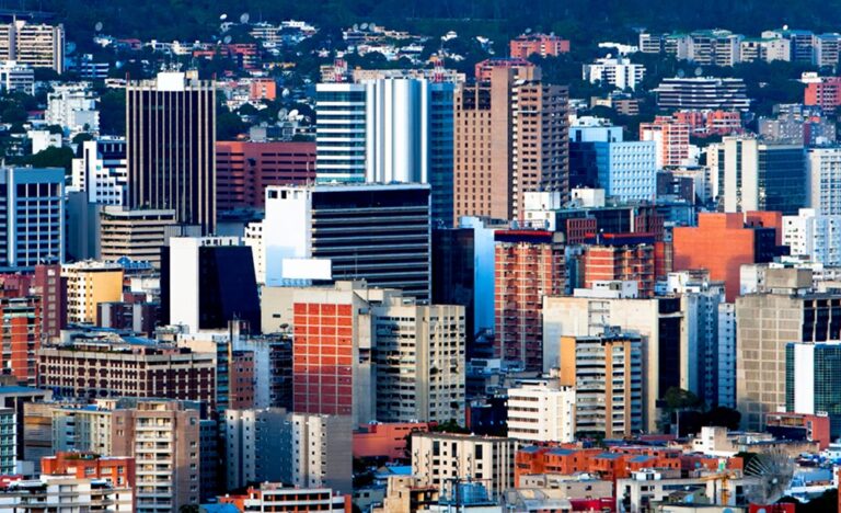 Cómo verificar si un anuncio inmobiliario en Venezuela es real: 7 señales clave para no caer en estafas