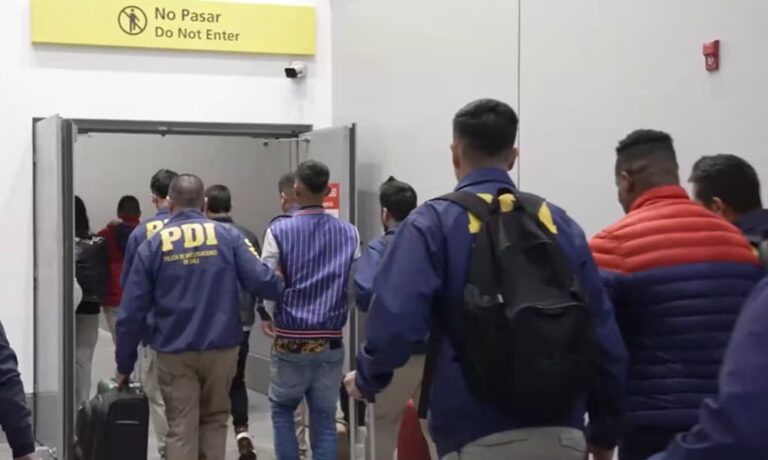 Kast avanza en expulsión de migrantes en Chile e insta a venezolanos sin papeles a salir del país
