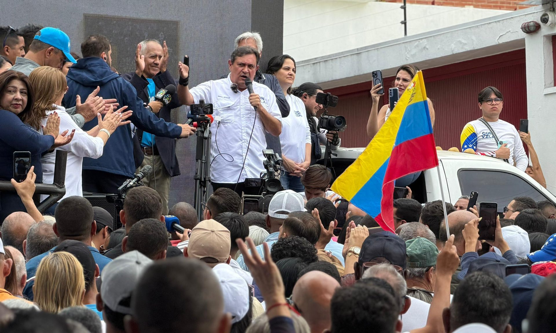 Vente llama a reactivar los “comanditos” ante posible escenario electoral