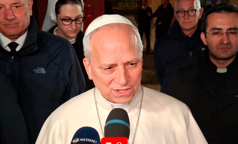 León XIV califica de inaceptable amenaza de Trump contra Irán