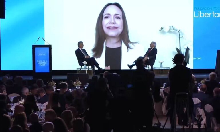 Machado califica como “impostergable” el inicio de la transición: exigió un cronograma electoral claro