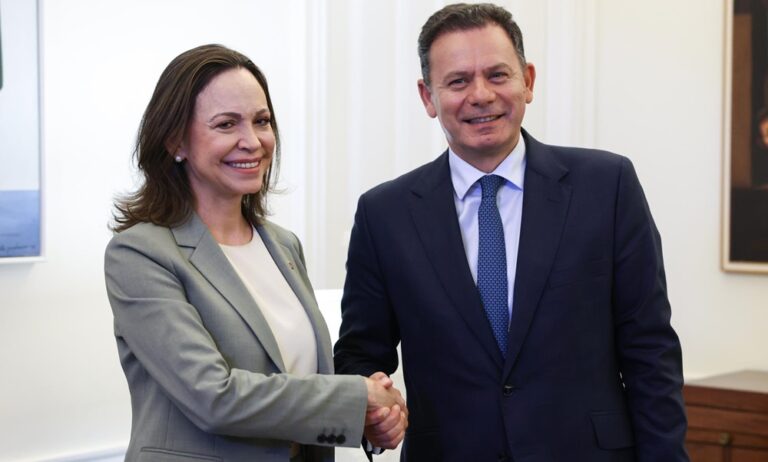 Primer ministro de Portugal recibe a María Corina Machado