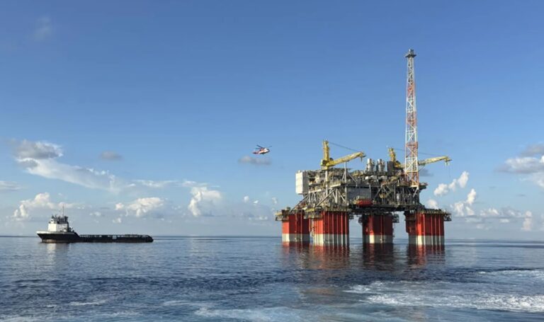 Producción petrolera de la Opep cae un 27,5 % en marzo debido a la guerra en Irán