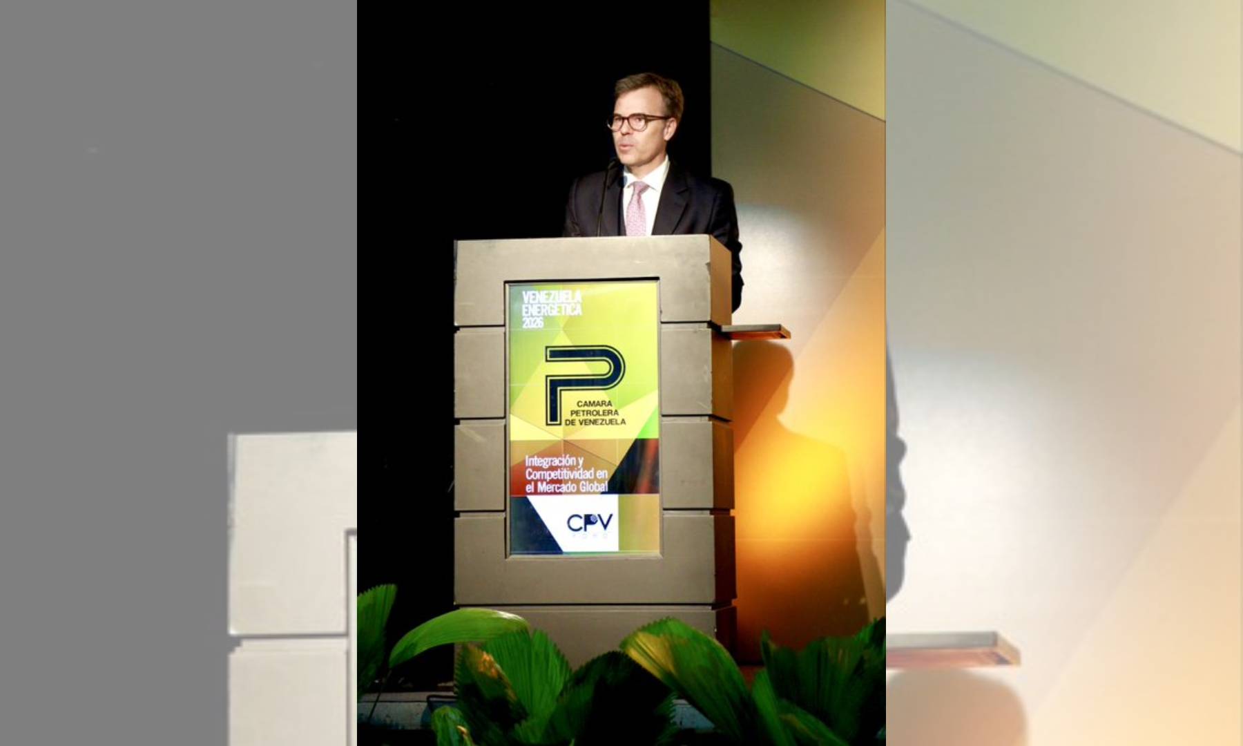 John Barrett insta a empresarios petroleros del país a “aprovechar esta oportunidad histórica”