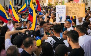 Rafael Ramírez se reencuentra con los marabinos en Santa Lucía