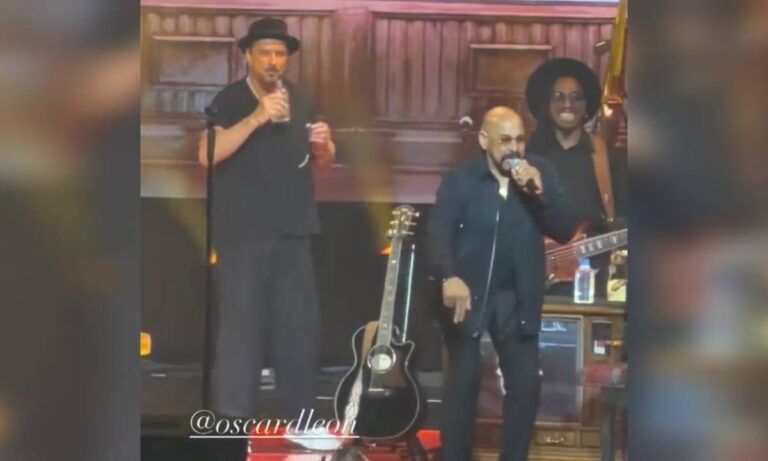 Oscar D’León causan furor al cantar “Llorarás” en concierto de Ricardo Arjona