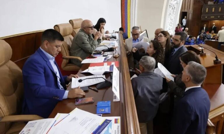 AN aplaza por tercera vez el debate para aprobar nueva Ley de Minas