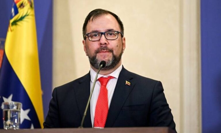 Para el gobierno es “imposible” hablar de relaciones con Chile por ataques a migrantes