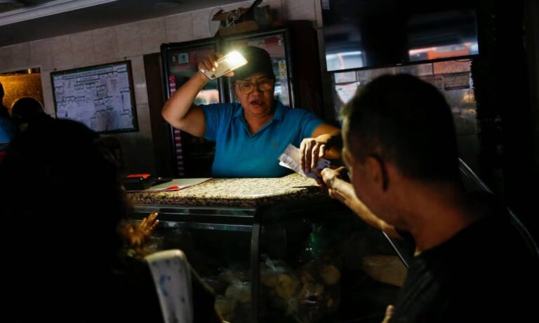 Consecomercio exige al gobierno divulgar cronograma del plan de ahorro eléctrico