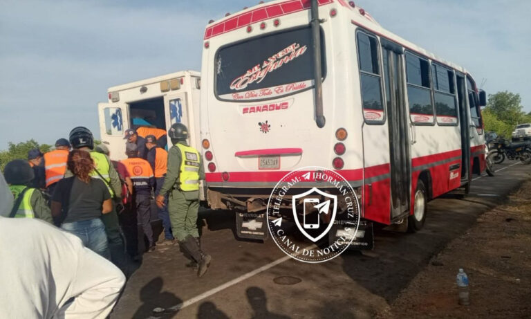 Choque de unidades de El Moján y Carrasquero deja dos heridos en Mara