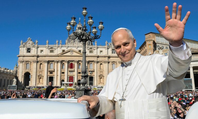 León XIV acoge con satisfacción y esperanza el anuncio de tregua en la guerra de Irán