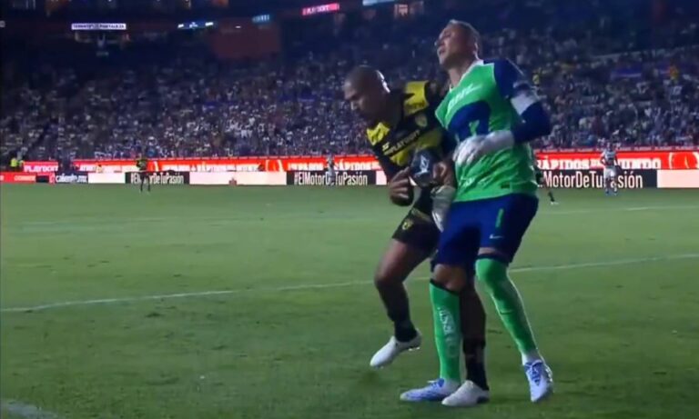 Expulsan a Salomón Rondón de partido por agresión a Keylor Navas