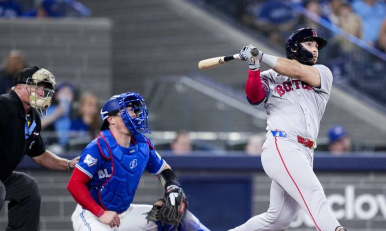 Wilyer Abreu extiende a 6 su racha de juegos con al menos un hit