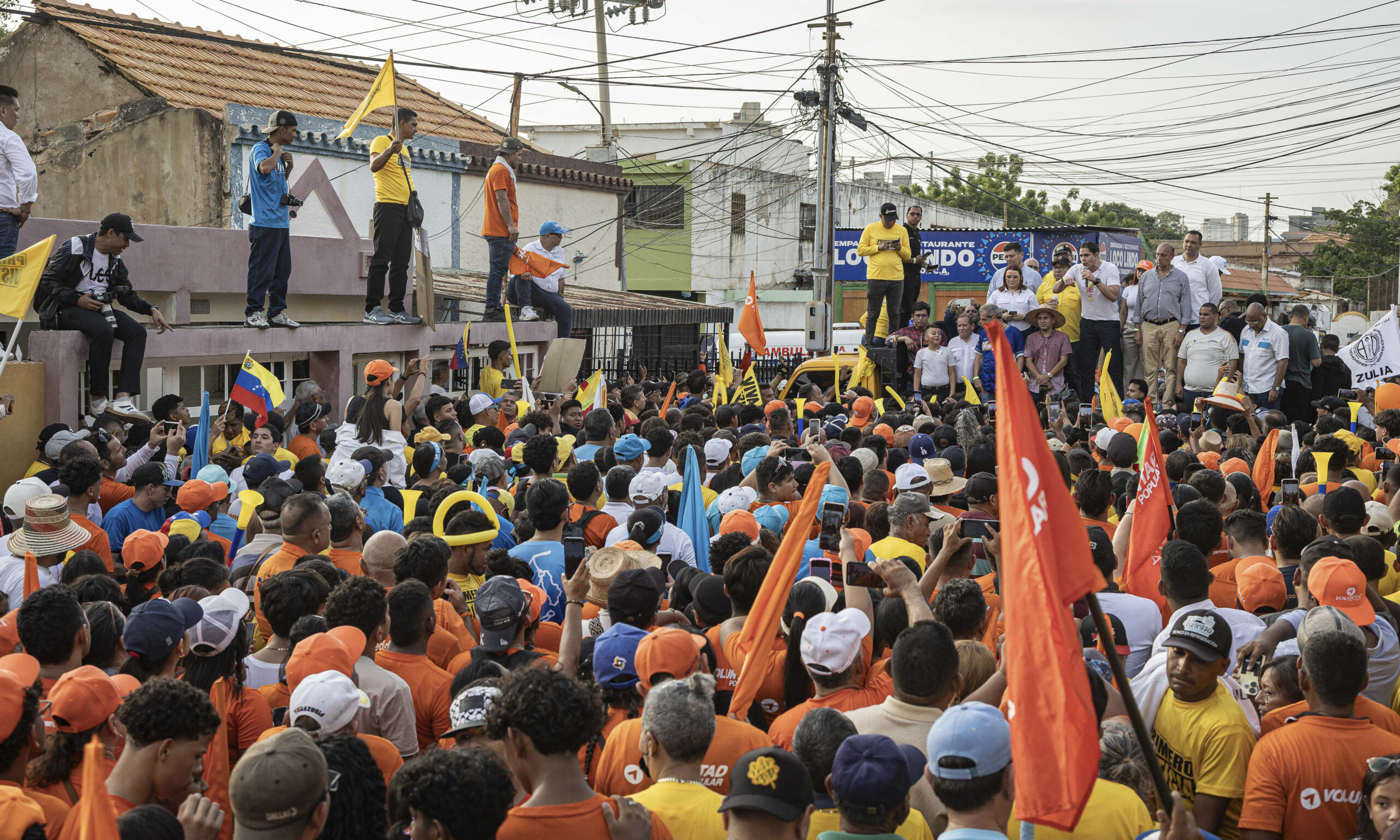 Más de mil personas se concentran en Maracaibo para pedir elecciones