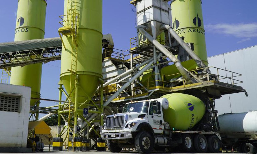 Cementera colombiana Argos prevé exportar 5.000 toneladas mensuales a Venezuela