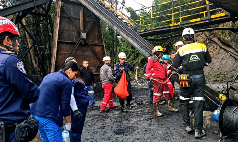 Confirman 9 mineros muertos y 6 rescatados tras explosión en Colombia