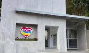 Leopoldo López denuncia despojo de su vivienda en Caracas