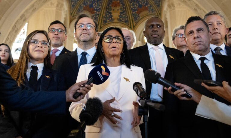 Delcy Rodríguez califica de “absurdo antijurídico” caso entre Venezuela y Guyana en la CIJ