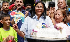 Delcy Rodríguez asegura que deportación de Alex Saab responde a “intereses nacionales”