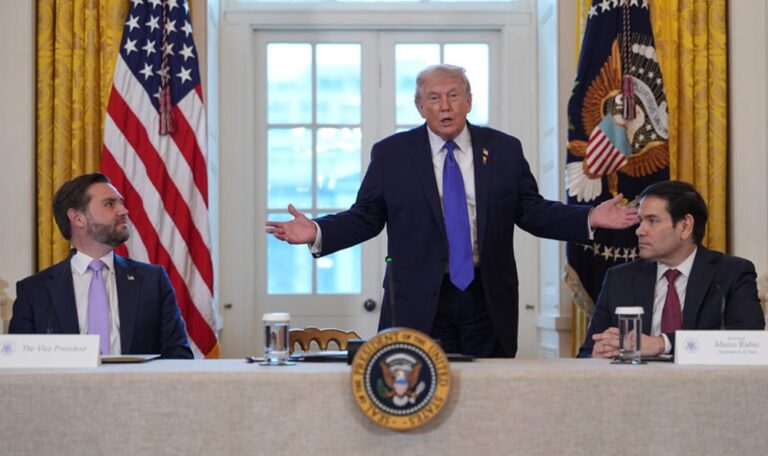 Trump considera que Vance y Rubio son “muy buenos” como sus posibles sucesores
