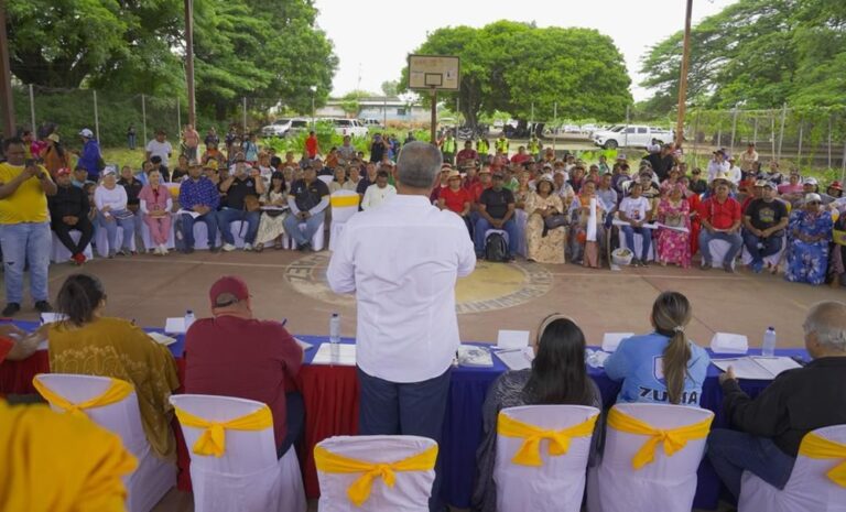 Sesenta consejos comunales de Guana reciben al gabinete territorial en la frontera de Guajira