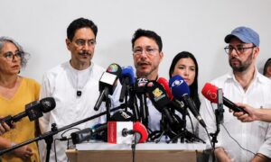 Exgobernador colombiano abandona carrera presidencial y se une a candidato de izquierda