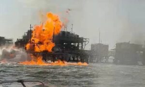 Trabajadores petroleros piden condiciones laborales óptimas tras explosión de Lamargas