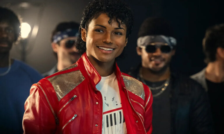“Michael” recupera el primer puesto y recauda $703 millones en el mundo