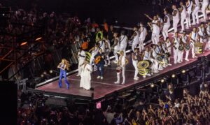 Shakira define como “inolvidable y escalofriante” su multitudinario concierto en Río