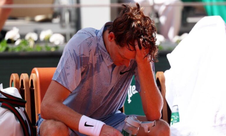 Jannik Sinner cae en Roland Garros ante el argentino Juan Manuel Cerúndolo